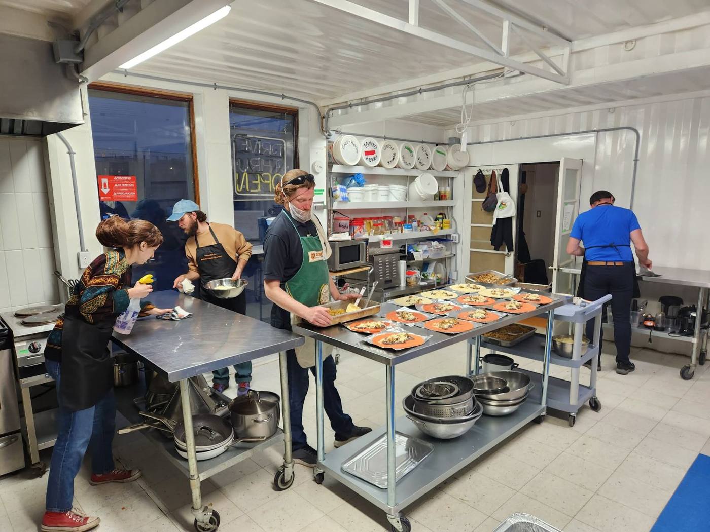 Atelier dans la cuisine en conteneurs